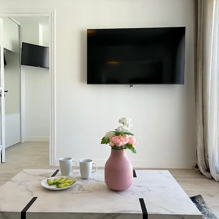 Apartment Bouquet